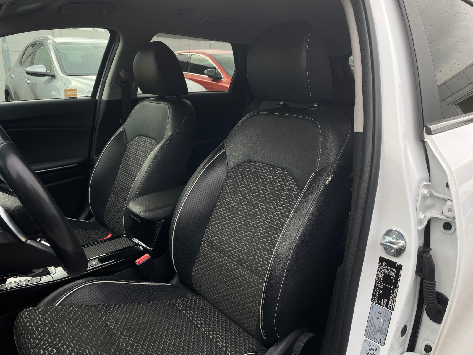 Kia Ceed - zdjęcie 9
