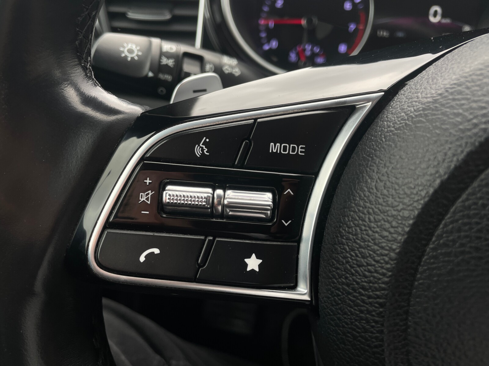 Kia Ceed - zdjęcie 20