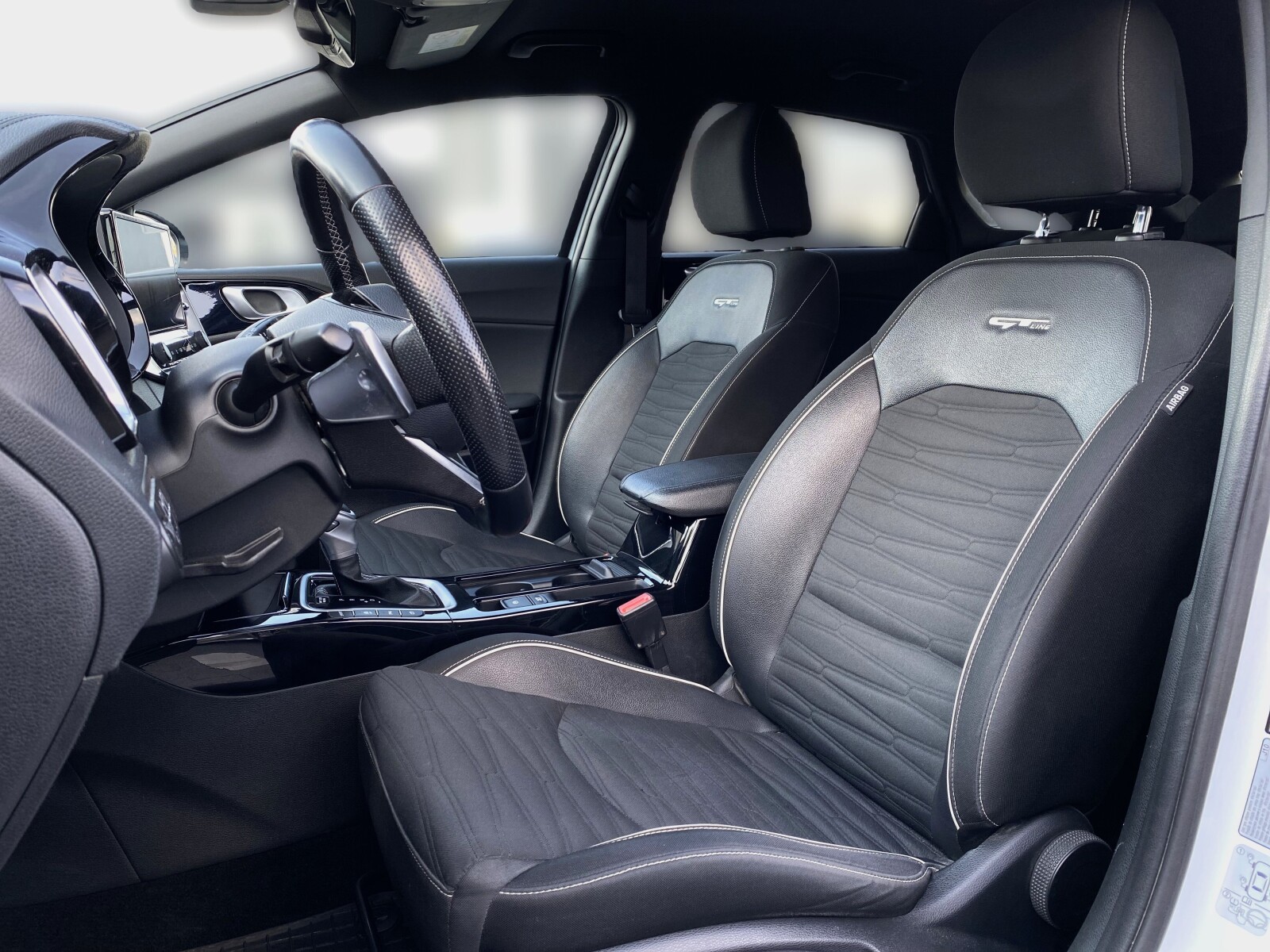 Kia Pro_cee'd - zdjęcie 10
