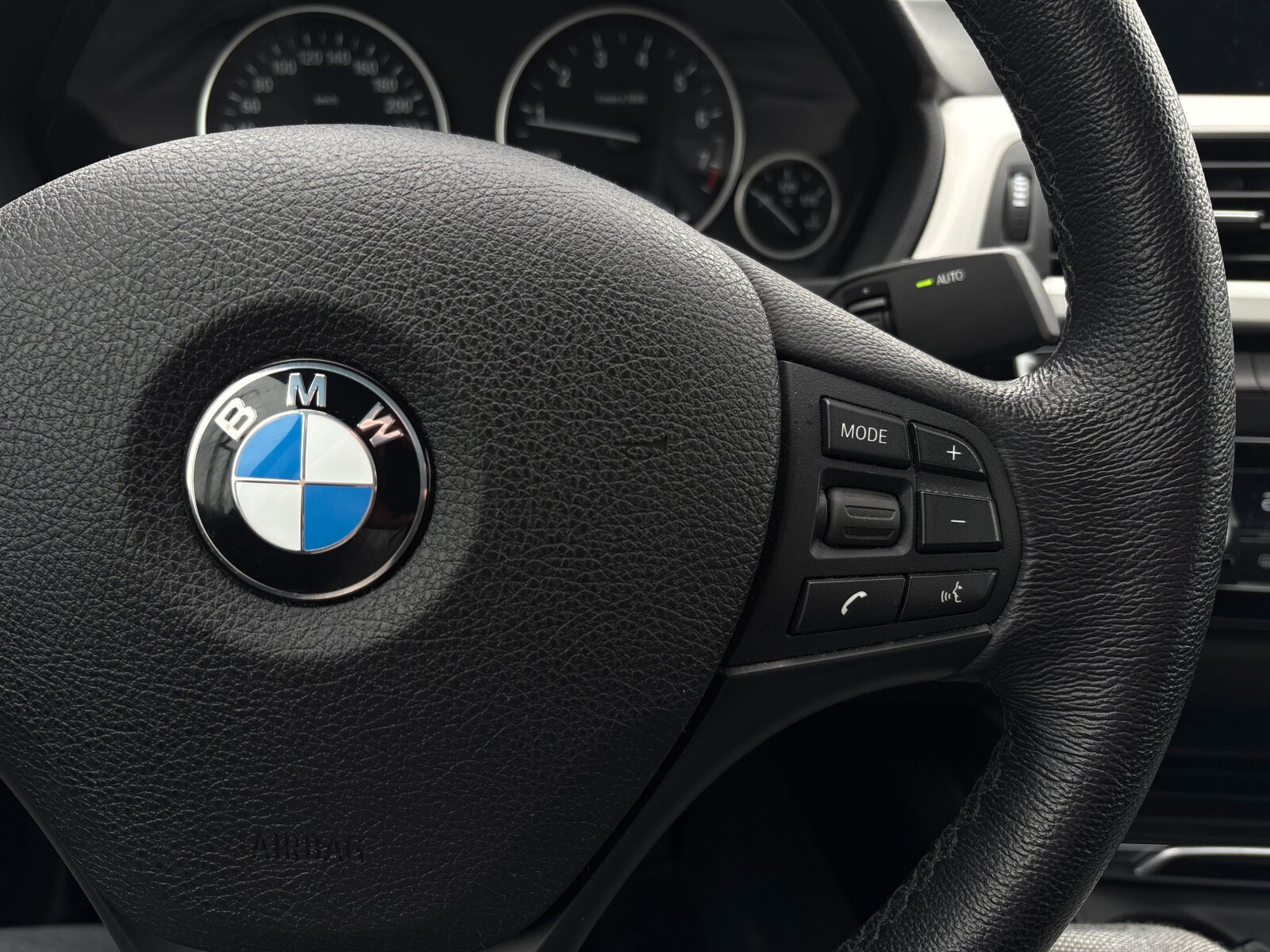 BMW 320 - zdjęcie 15