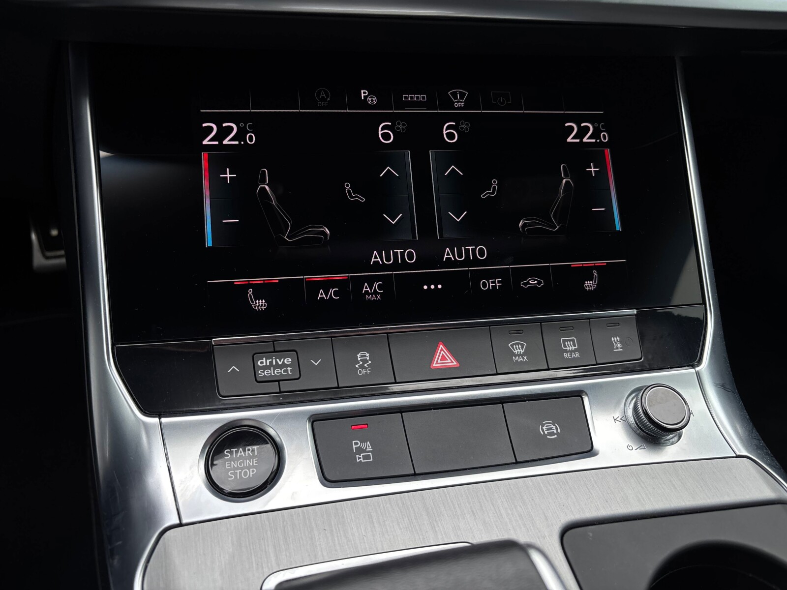 Audi A6 Avant - zdjęcie 18