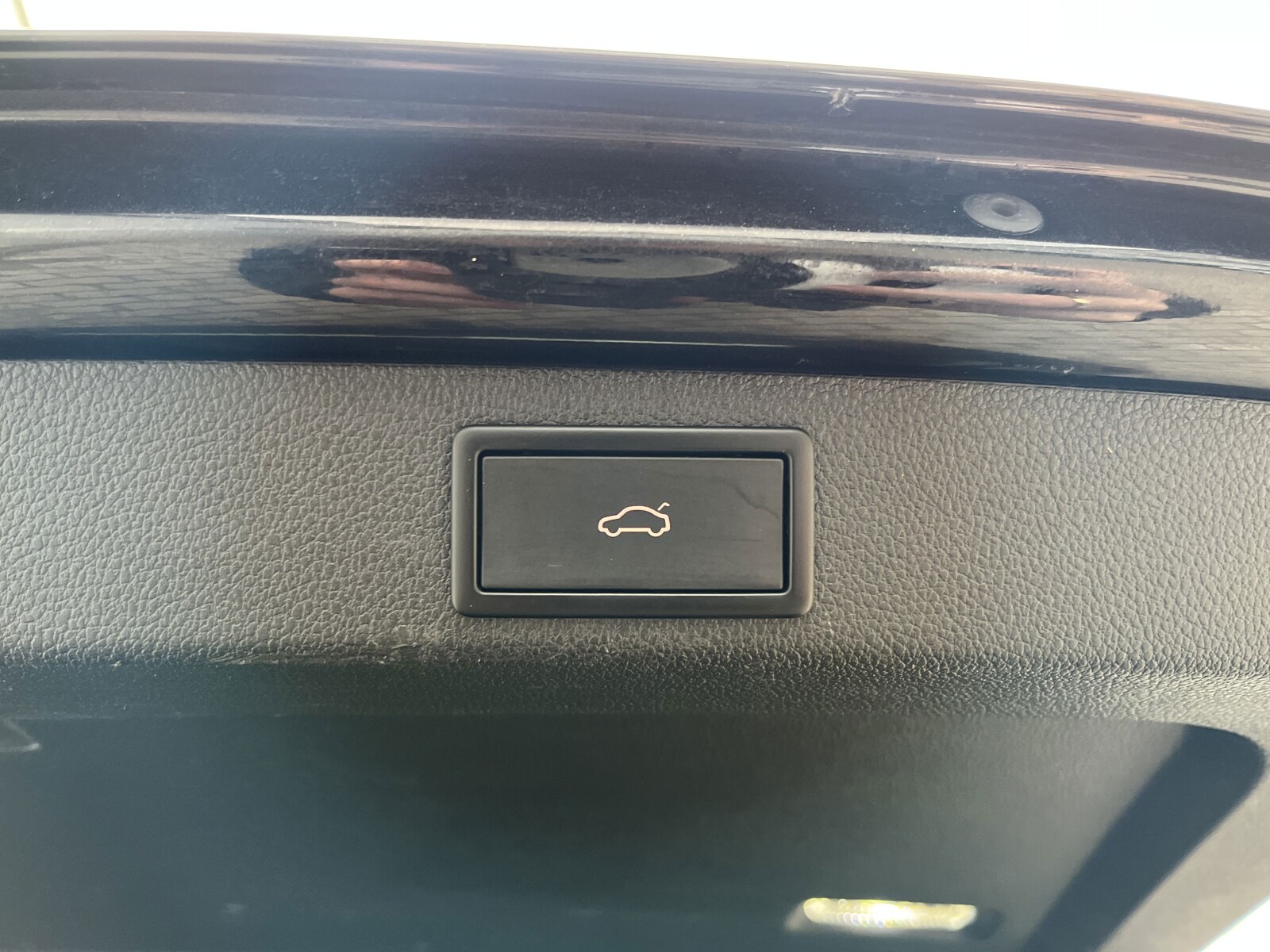 Škoda Superb Combi - zdjęcie 18