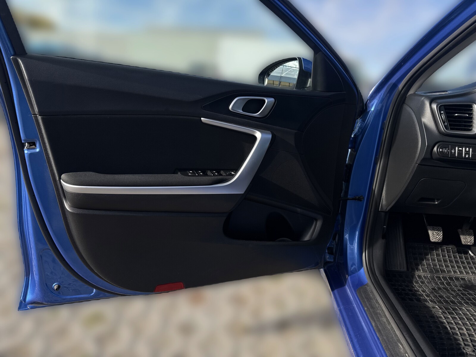 Kia Ceed - zdjęcie 10