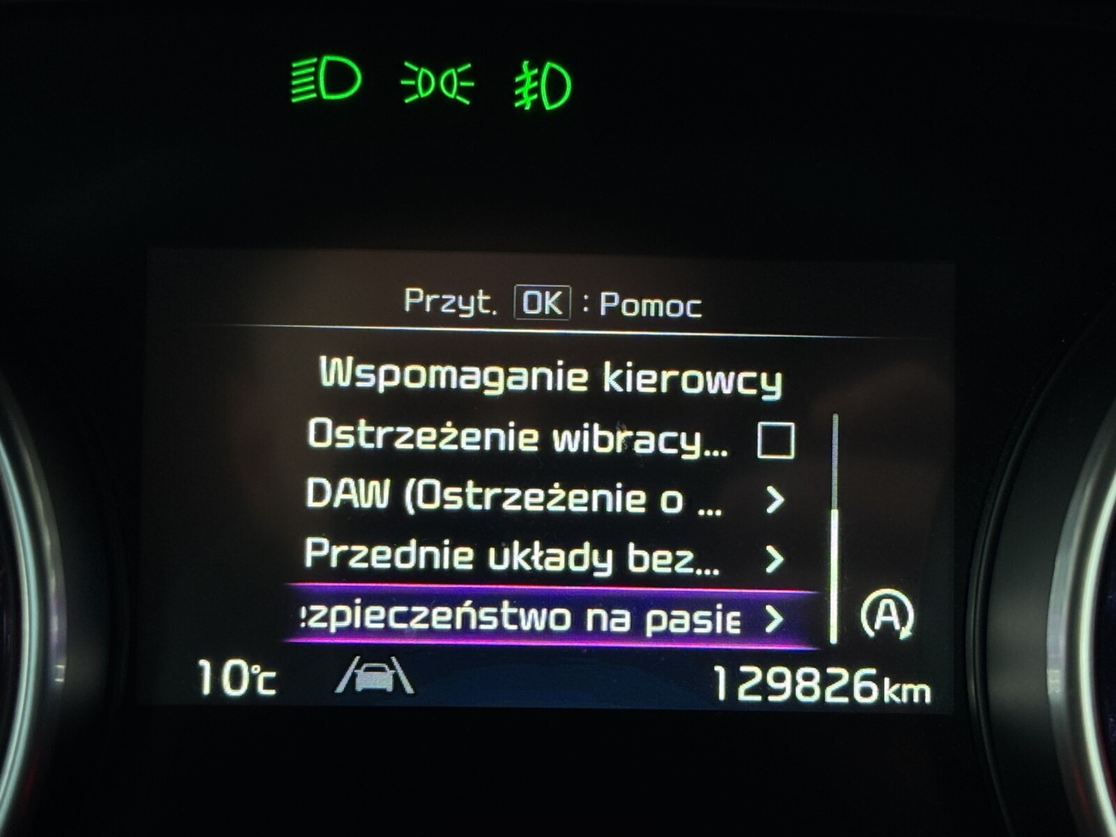 Kia Ceed - zdjęcie 18