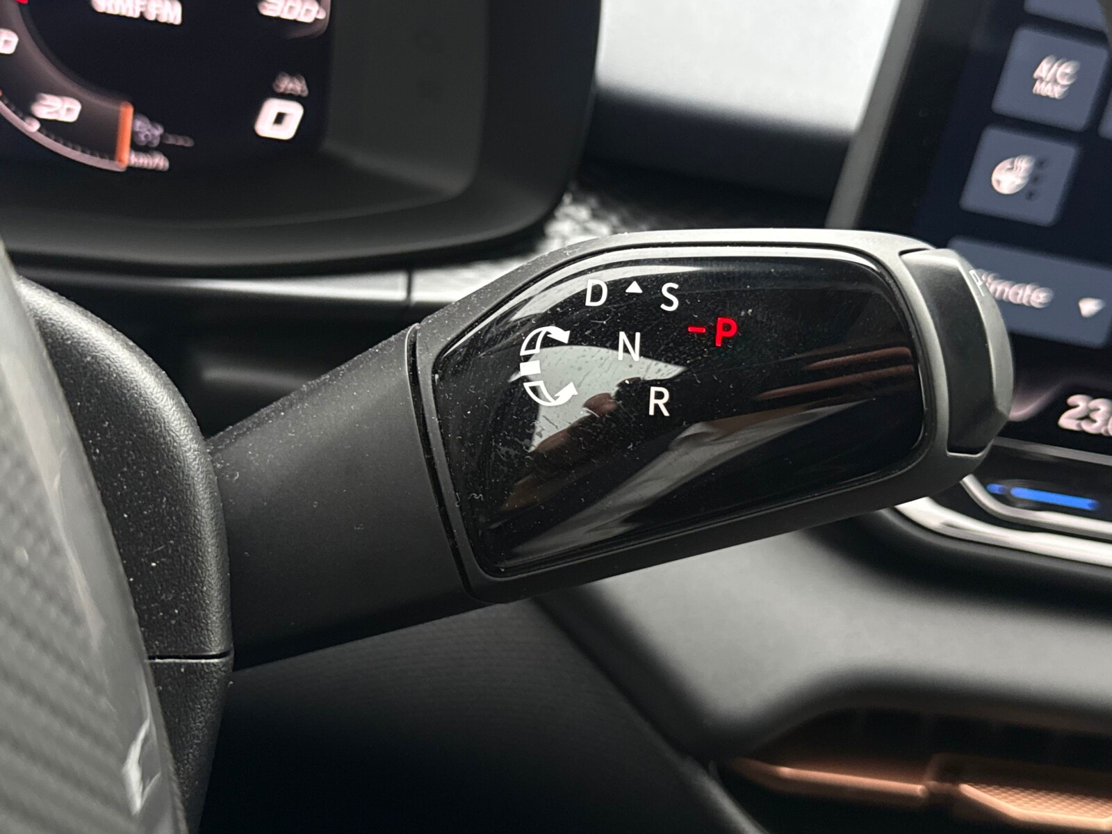 Cupra Terramar - zdjęcie 18
