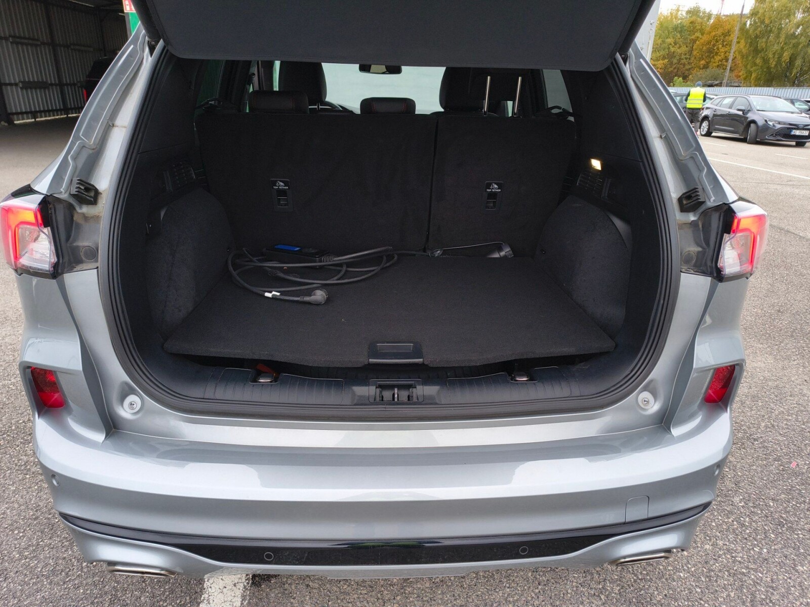 Ford Kuga - zdjęcie 7
