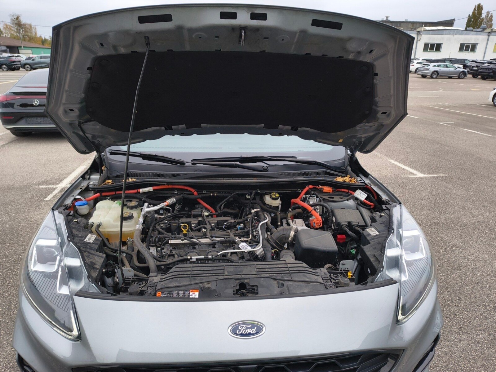 Ford Kuga - zdjęcie 19