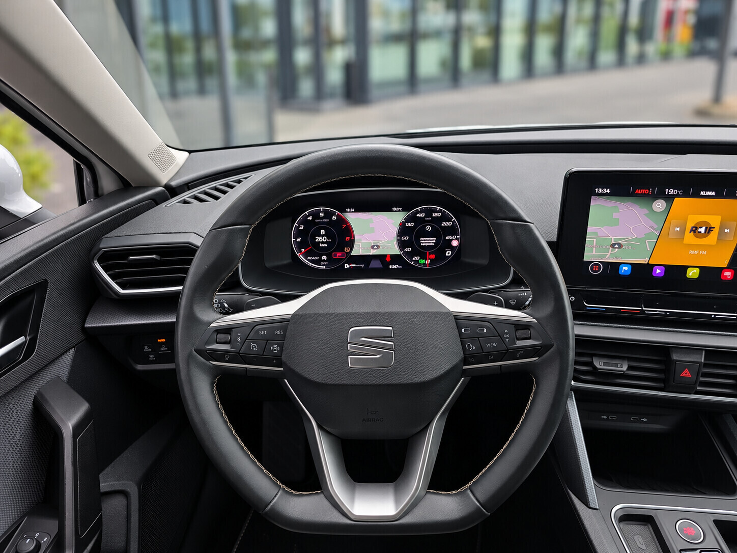 Seat Leon - zdjęcie 10