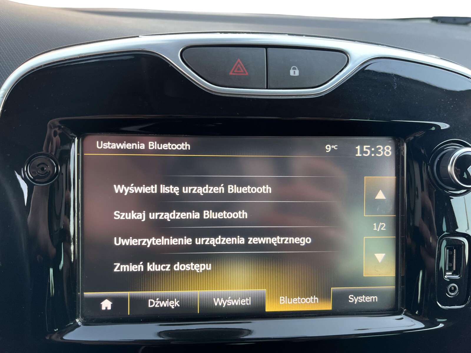 Renault Clio - zdjęcie 26