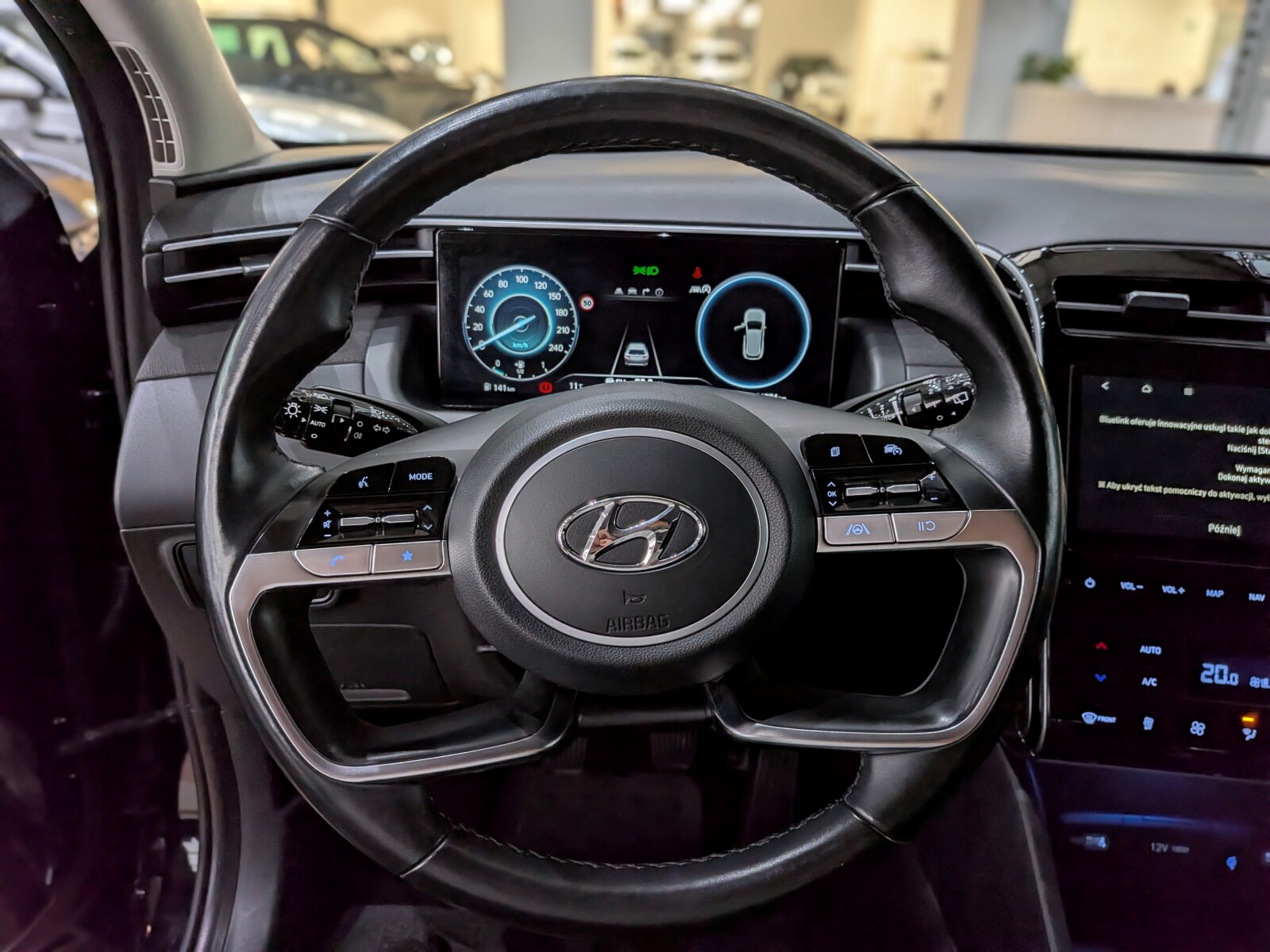 Hyundai Tucson - zdjęcie 11
