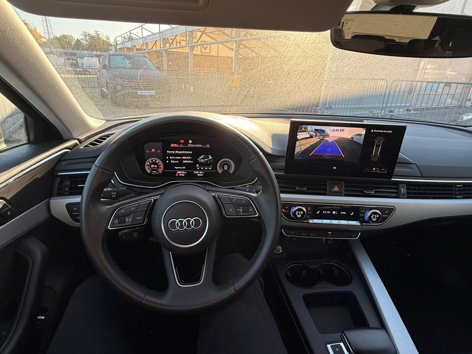 Audi A4 Avant - zdjęcie 4