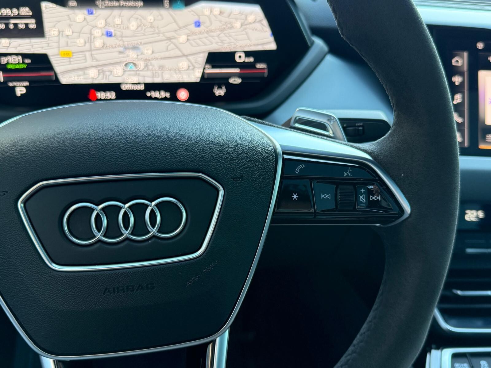 Audi e-tron GT - zdjęcie 28
