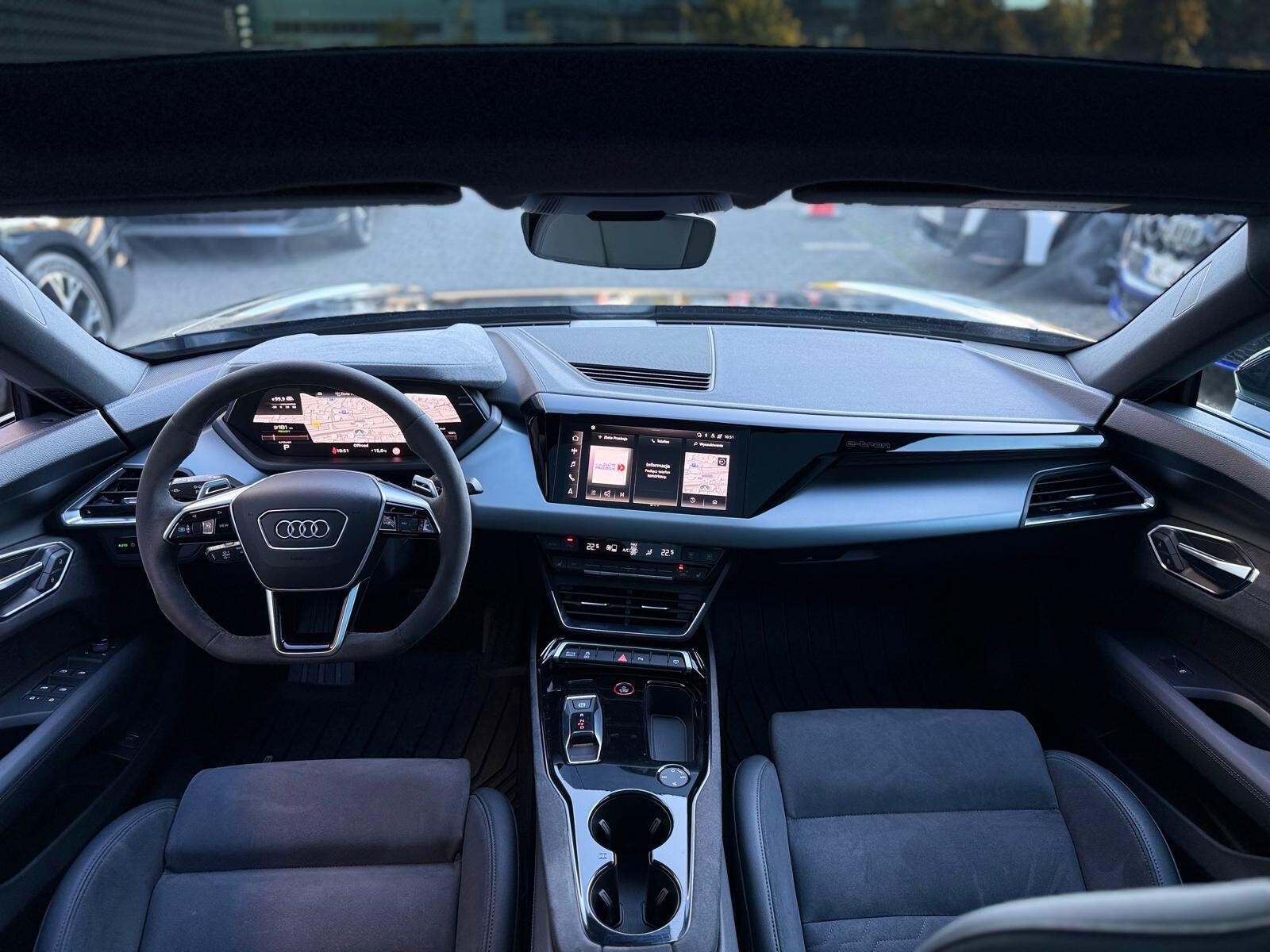 Audi e-tron GT - zdjęcie 24