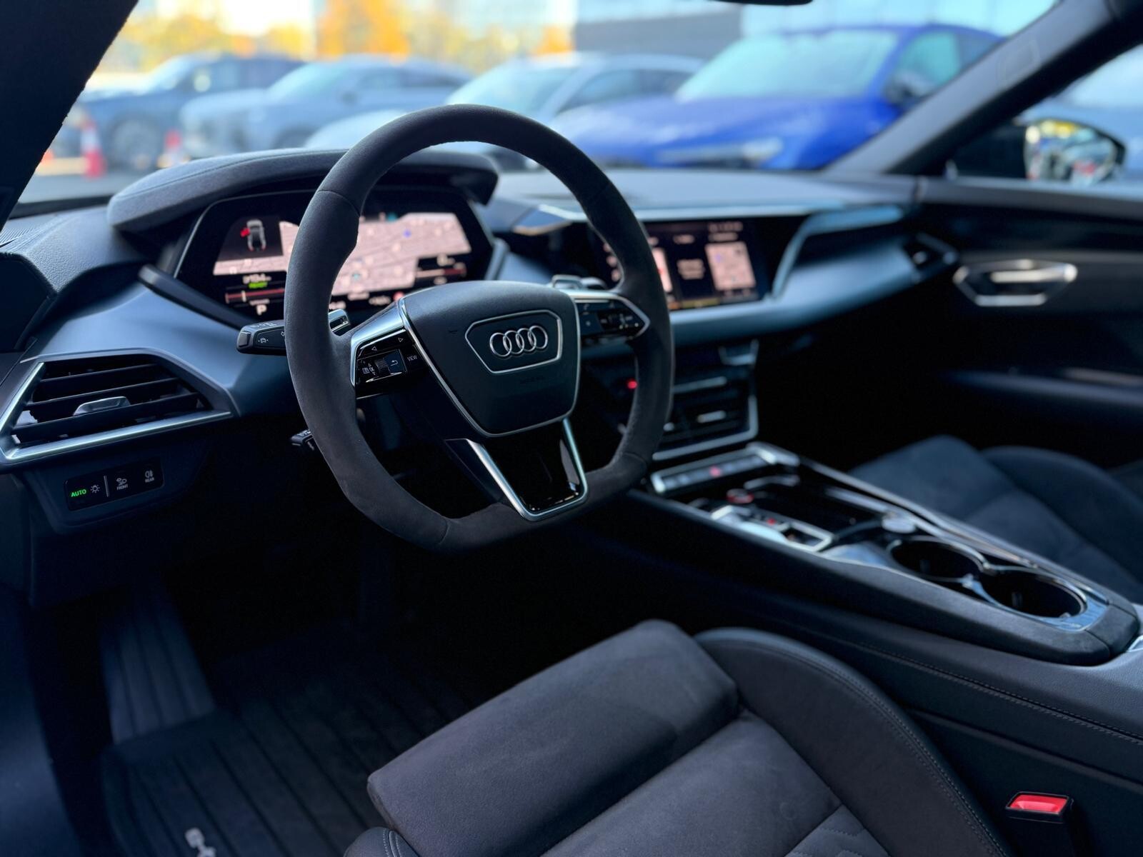 Audi e-tron GT - zdjęcie 14