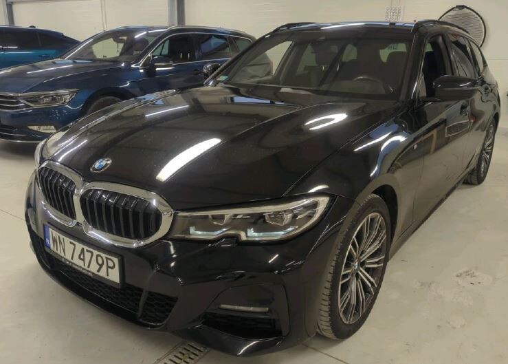 BMW 330 - zdjęcie 1