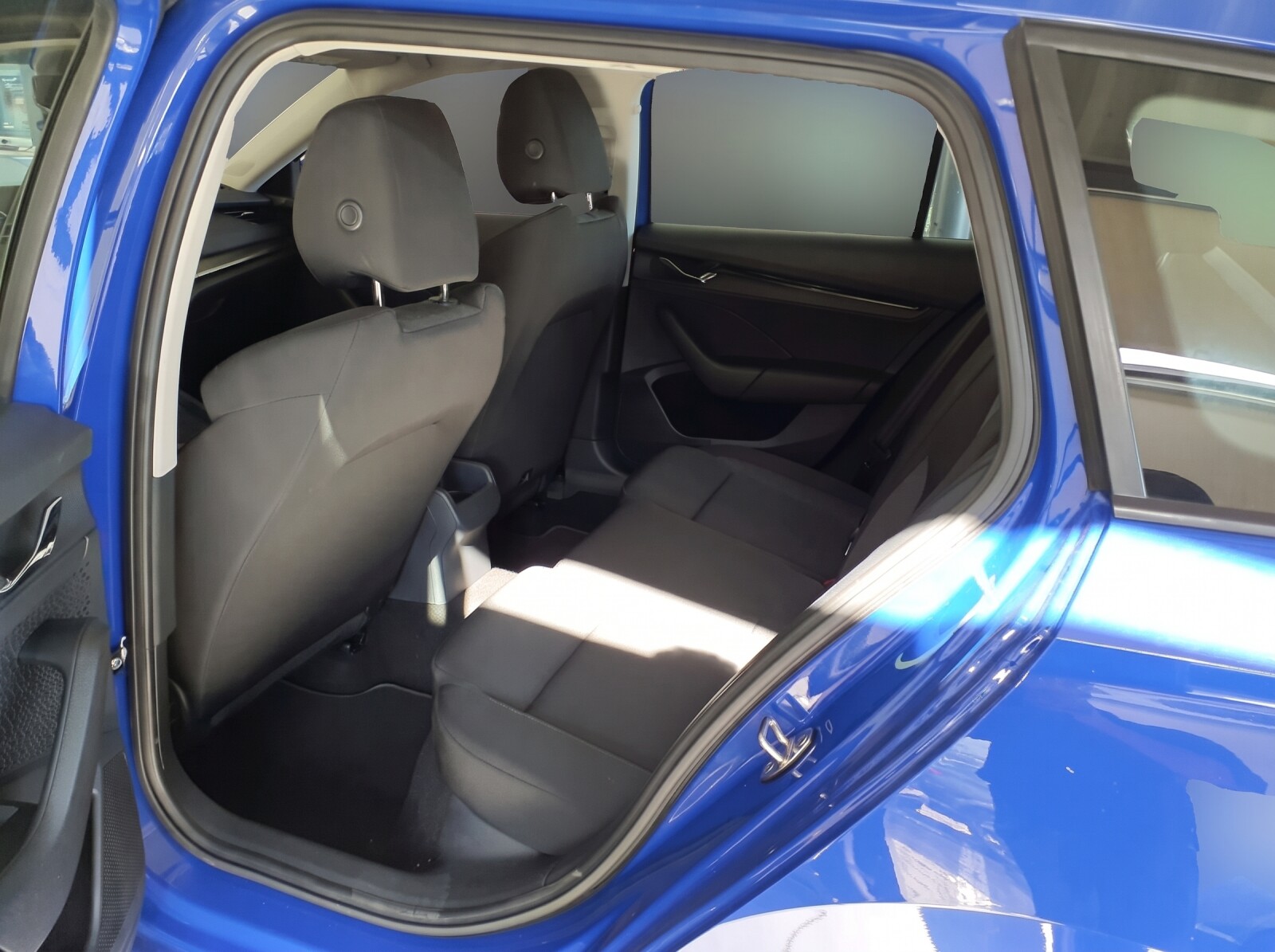 Škoda Octavia Combi - zdjęcie 5