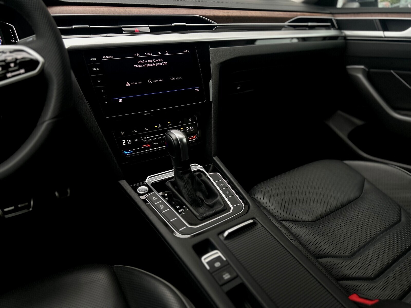 Volkswagen Arteon Shooting Brake - zdjęcie 25