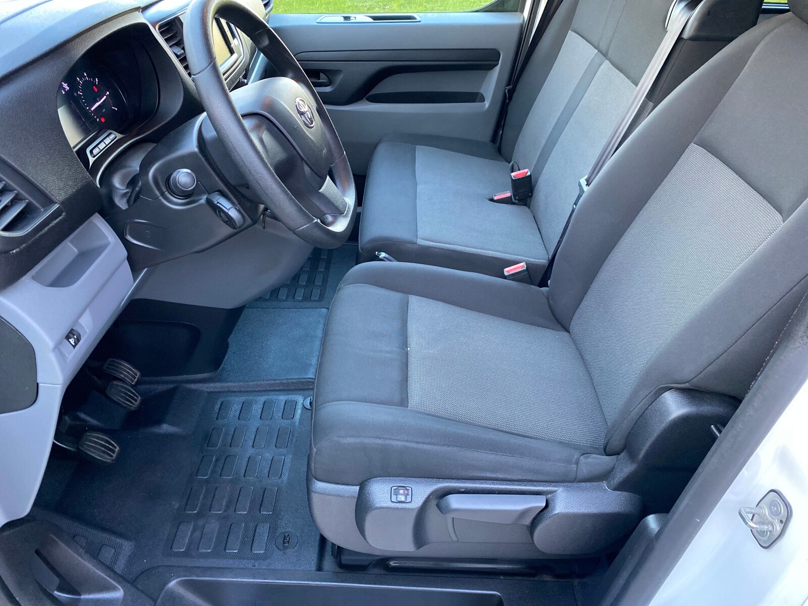 Toyota ProAce - zdjęcie 9