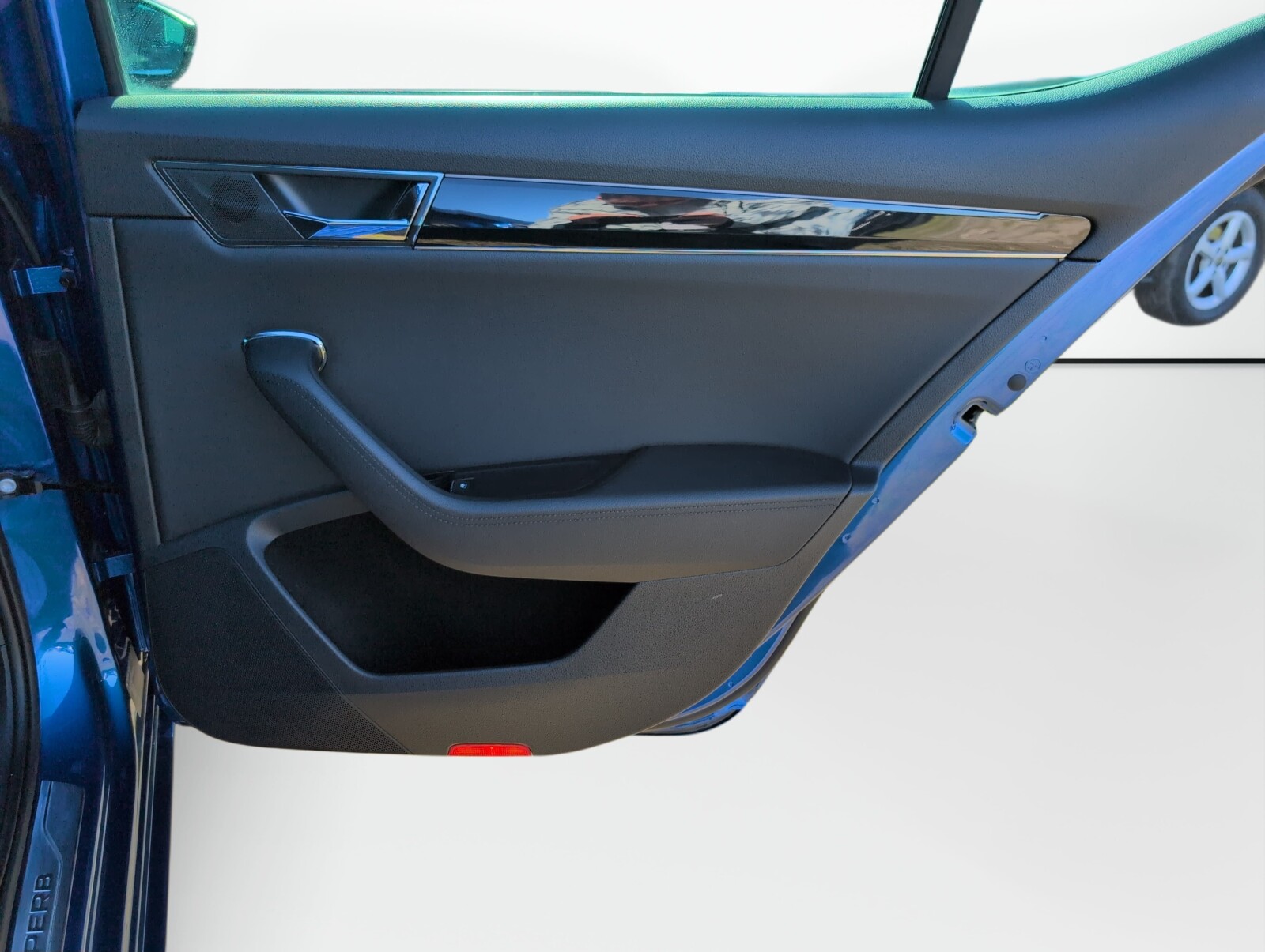 Škoda Superb - zdjęcie 16