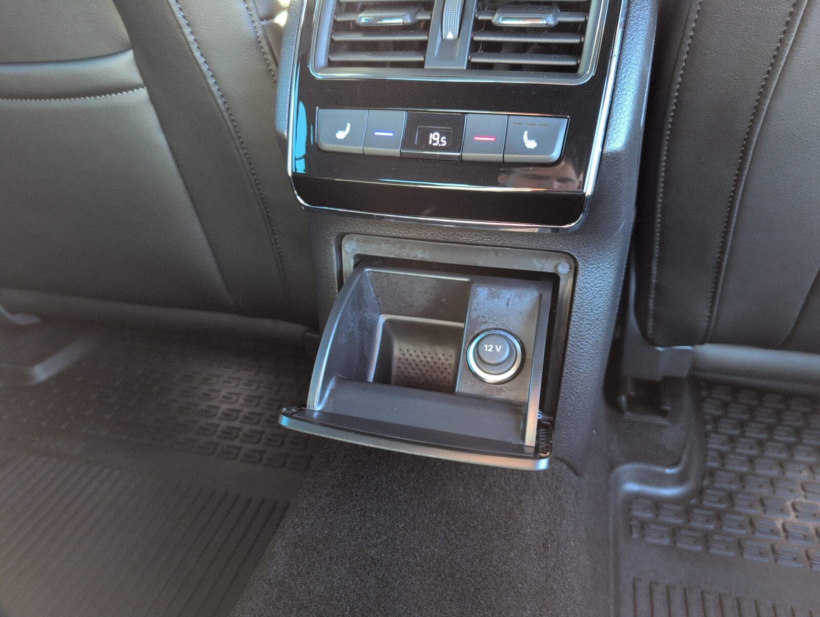 Škoda Superb - zdjęcie 15