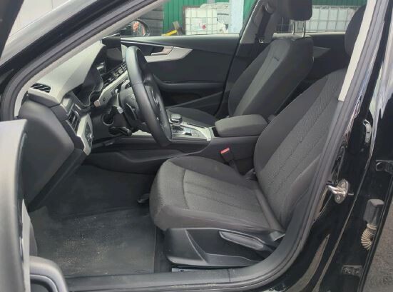 Audi A4 Limousine - zdjęcie 6