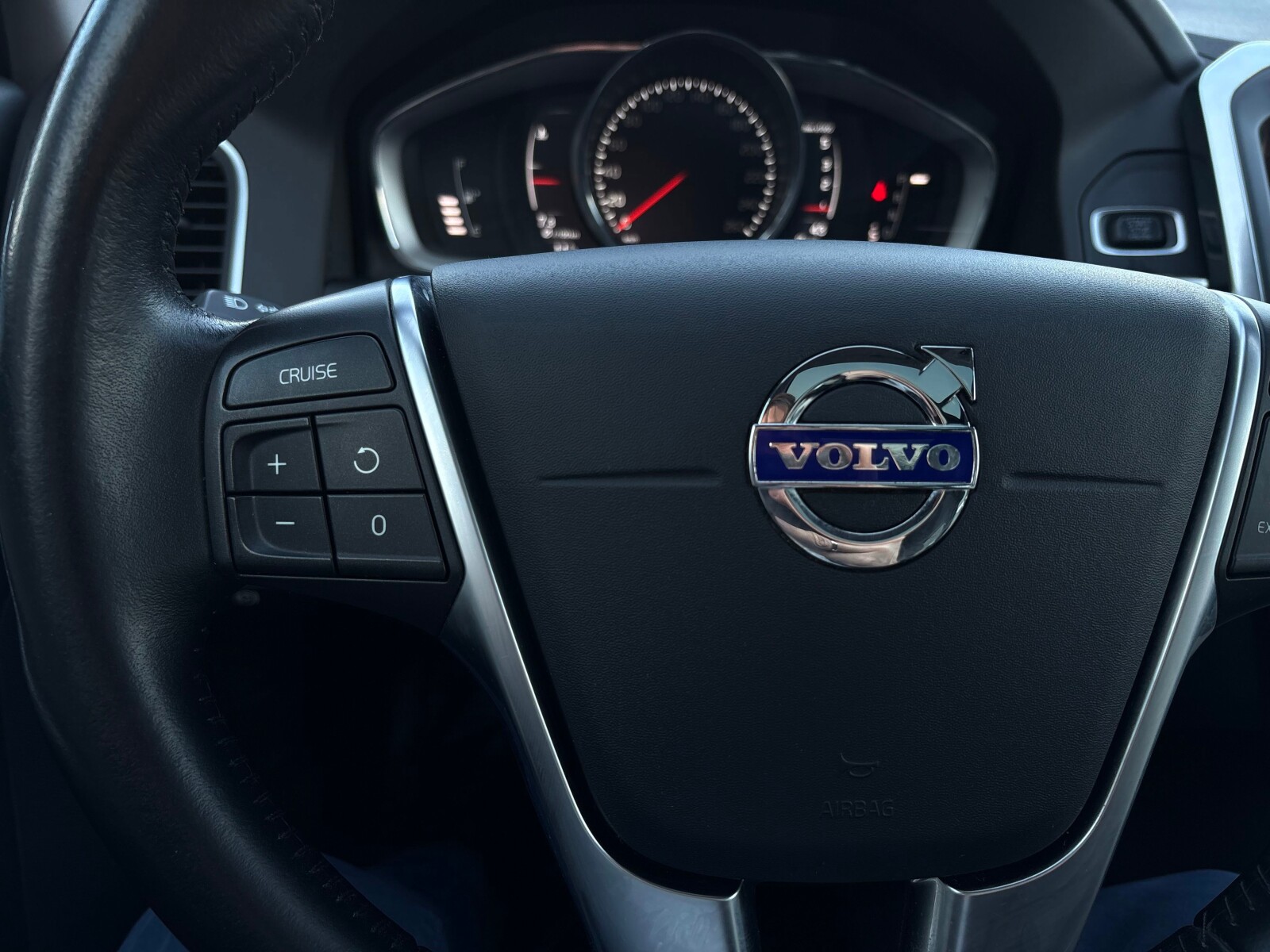 Volvo XC 60 - zdjęcie 18