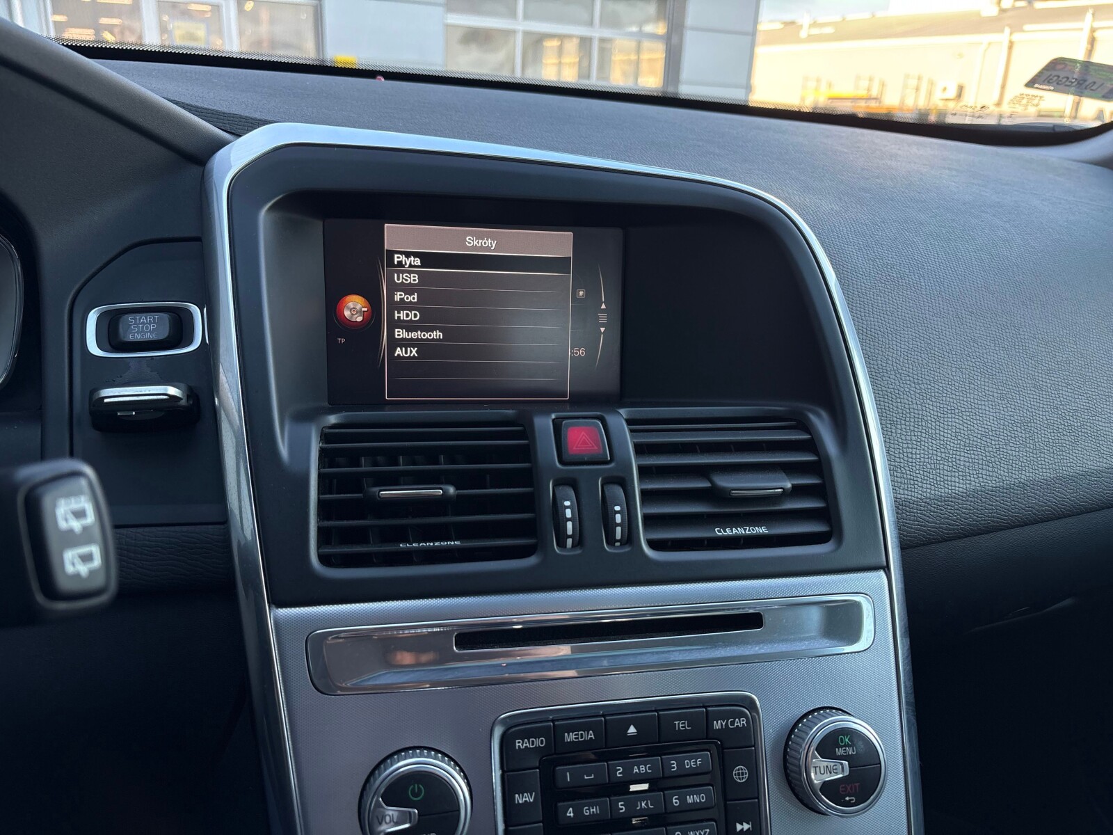 Volvo XC 60 - zdjęcie 23
