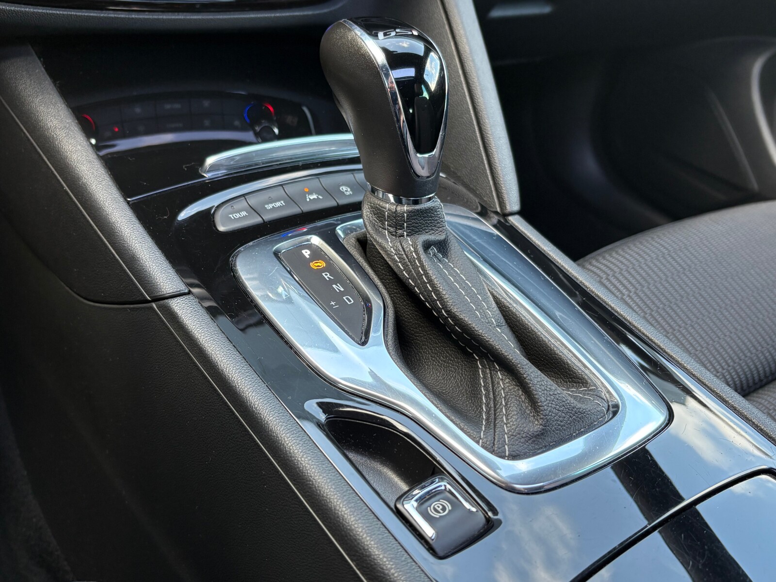 Opel Insignia - zdjęcie 26