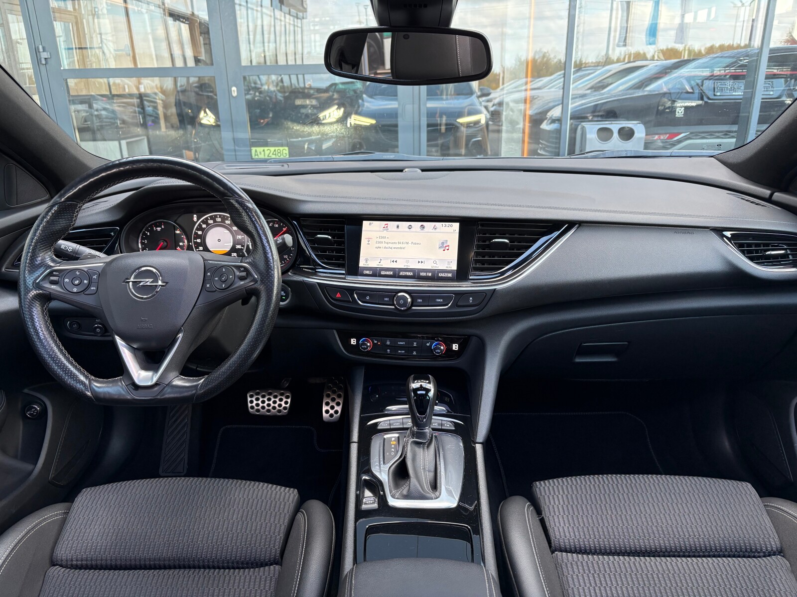 Opel Insignia - zdjęcie 9