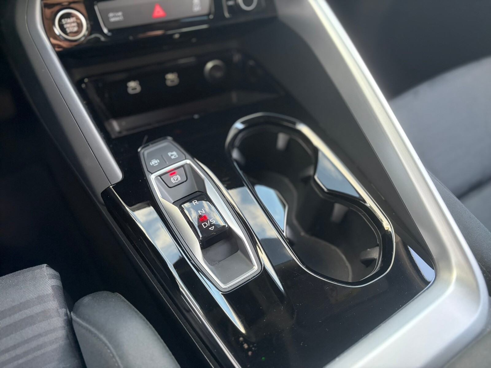 Audi Q5 Sportback - zdjęcie 25