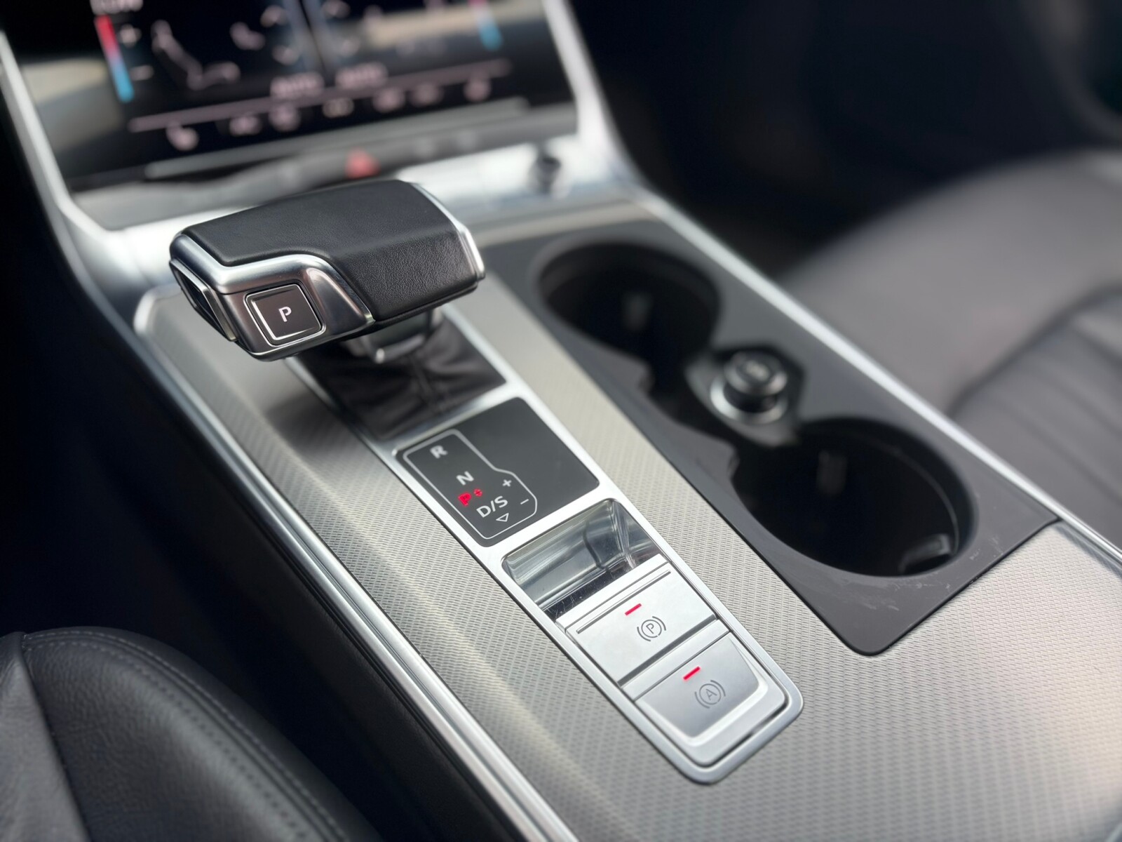 Audi A6 Limousine - zdjęcie 26