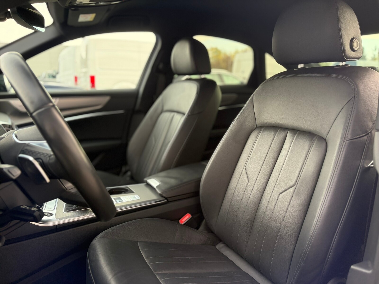 Audi A6 Limousine - zdjęcie 13