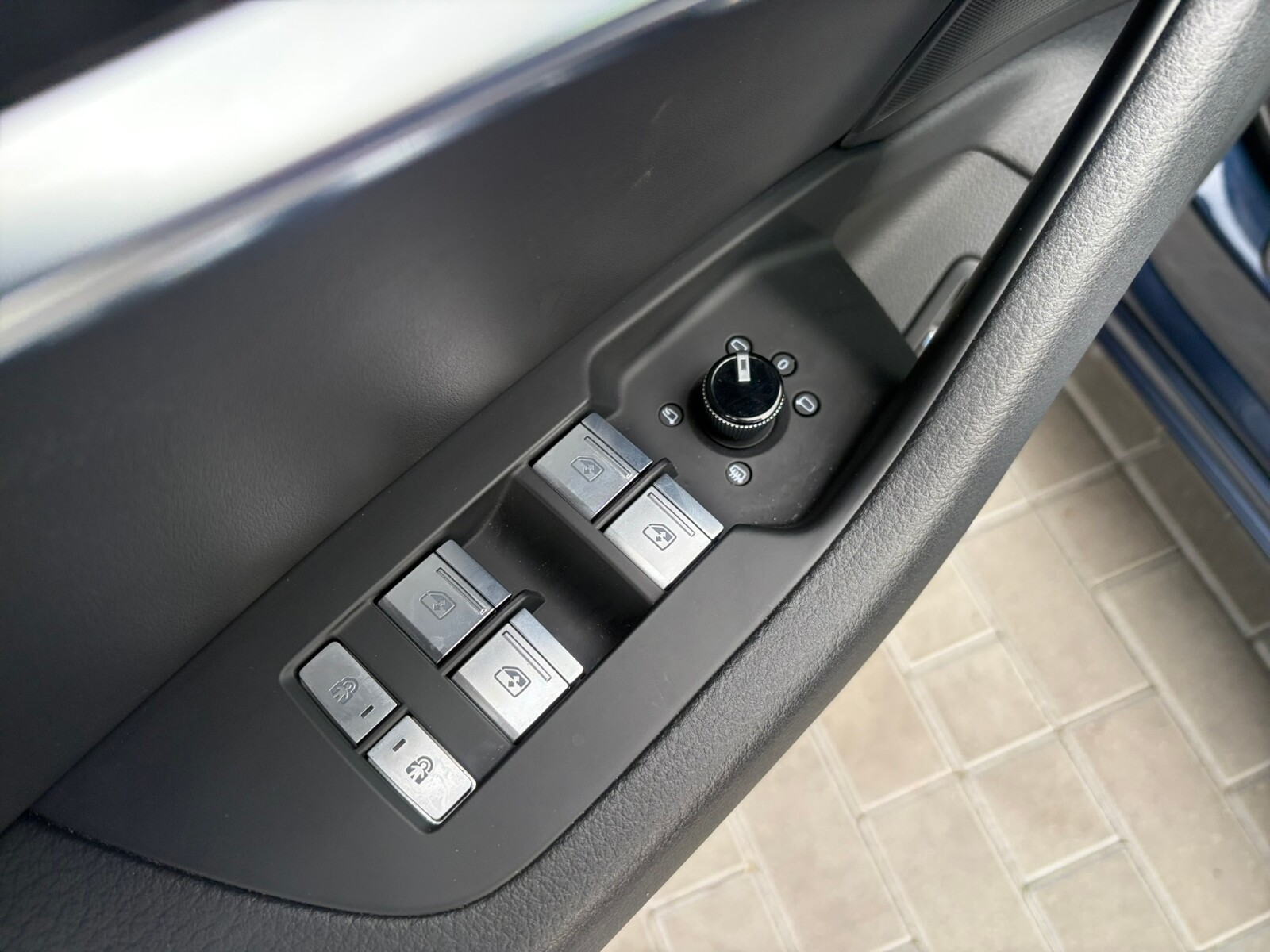 Audi A6 Limousine - zdjęcie 17