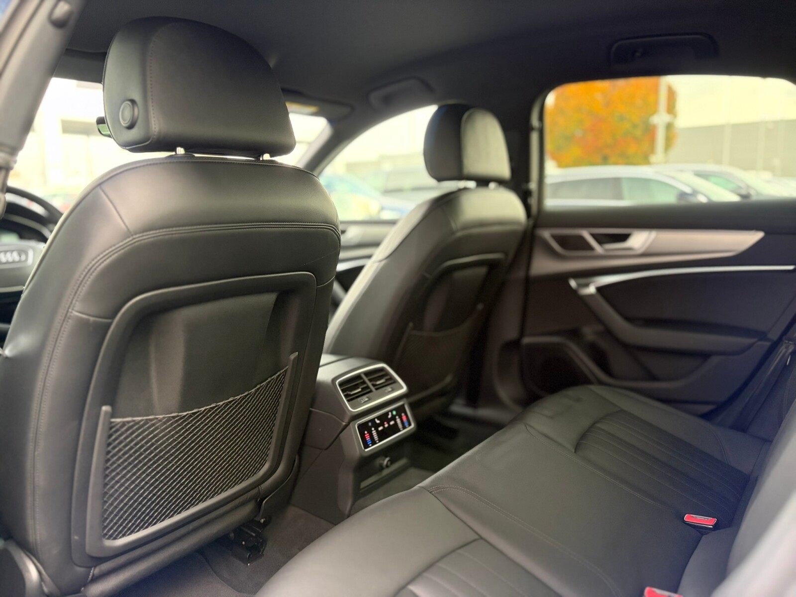 Audi A6 Limousine - zdjęcie 9