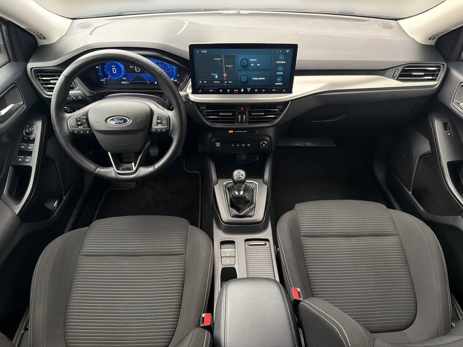 Ford Focus - zdjęcie 17