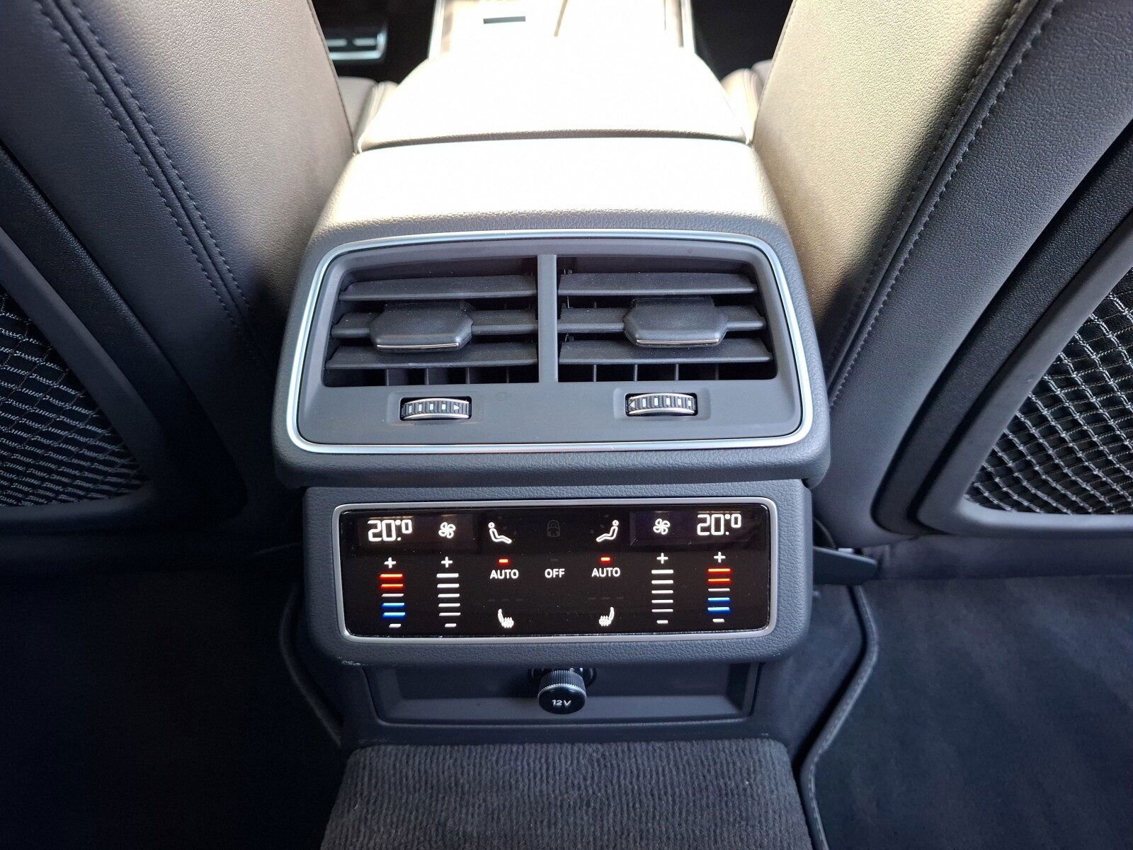 Audi A6 Avant - zdjęcie 21