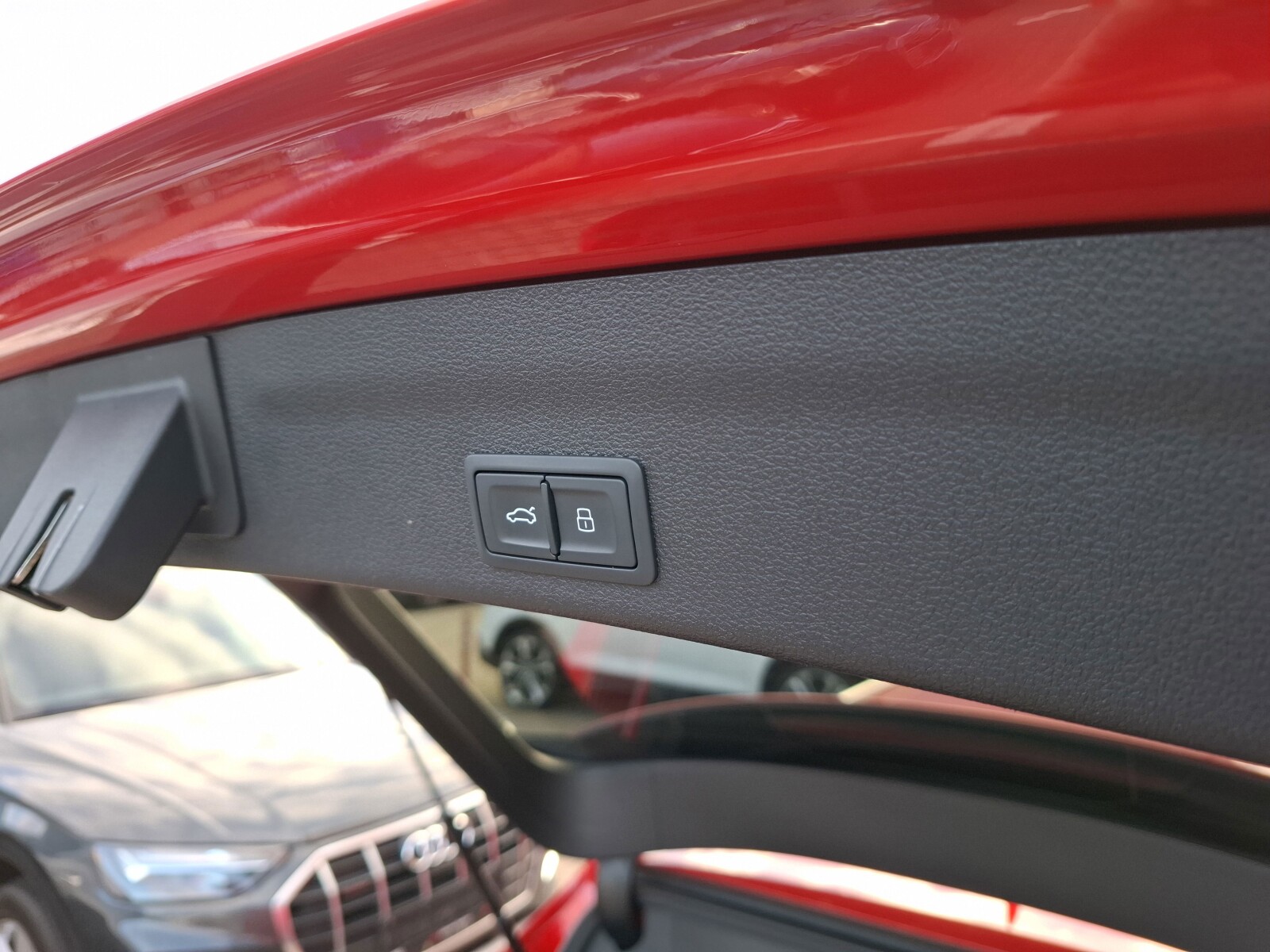 Audi A6 Avant - zdjęcie 22