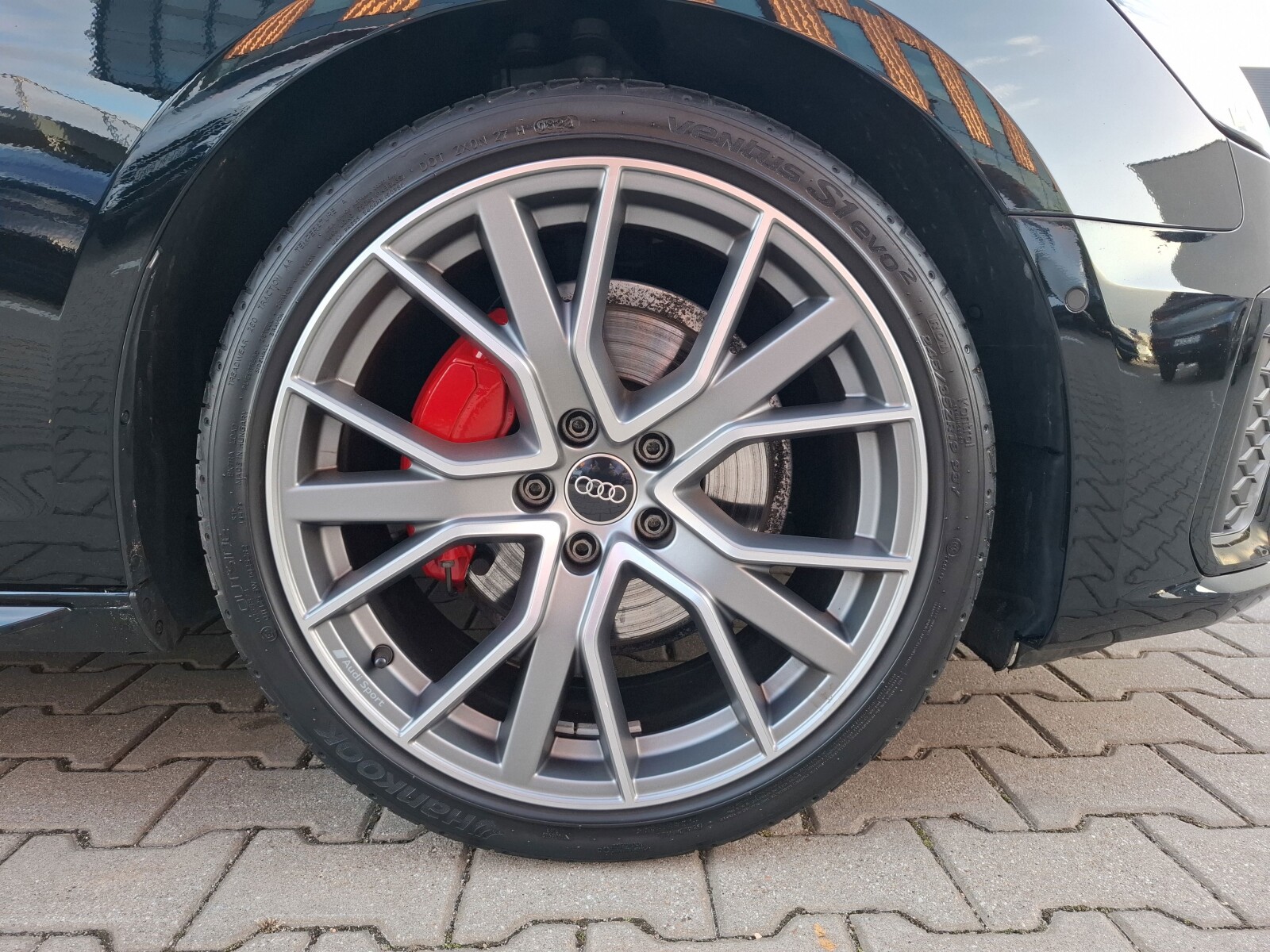 Audi A4 Avant - zdjęcie 16