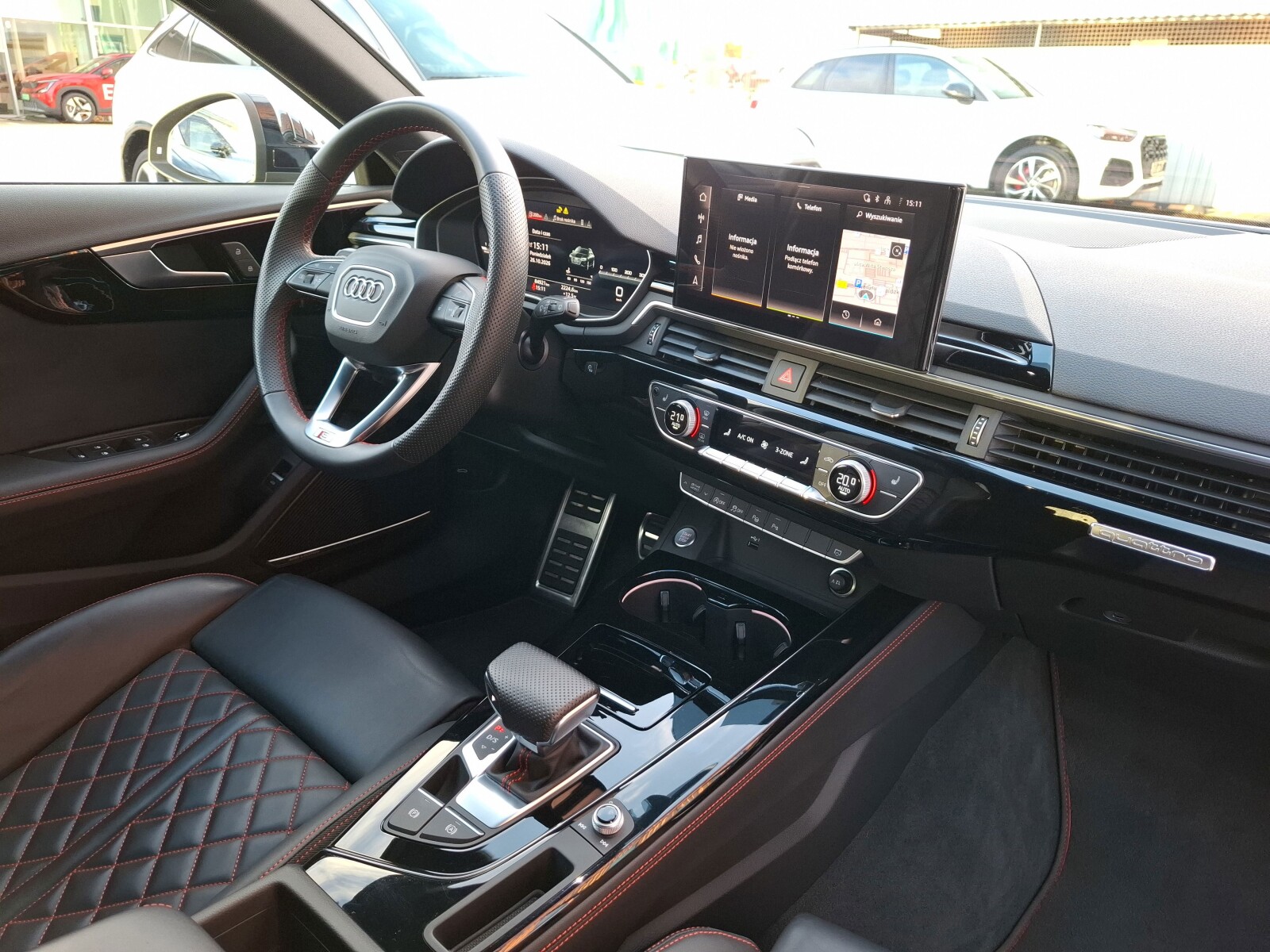 Audi A4 Avant - zdjęcie 9