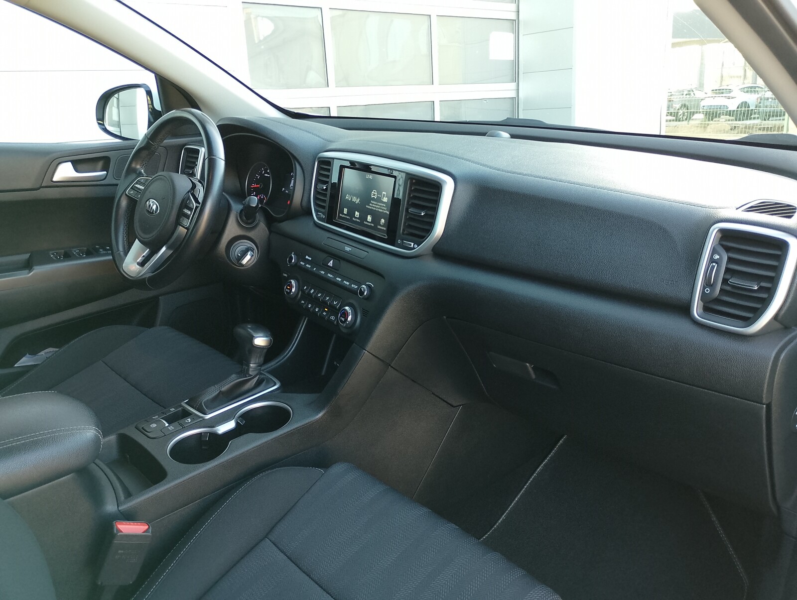 Kia Sportage - zdjęcie 14