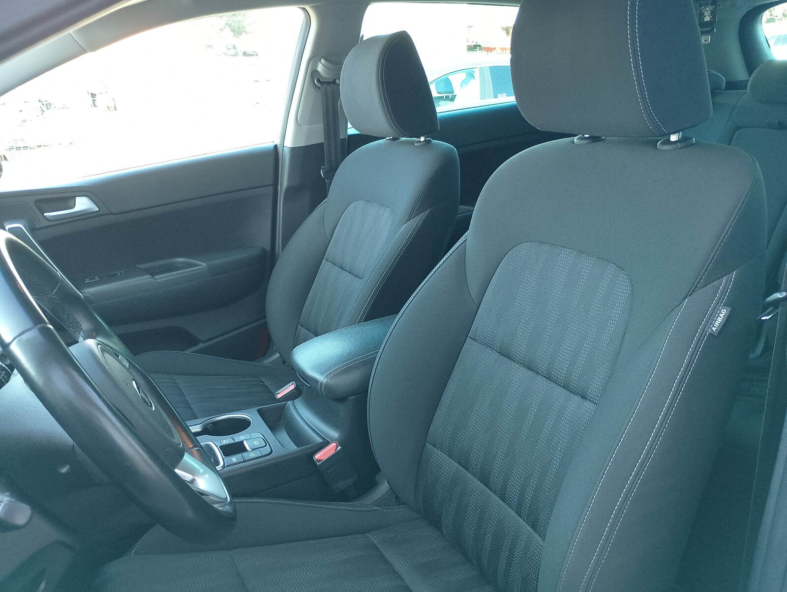 Kia Sportage - zdjęcie 10