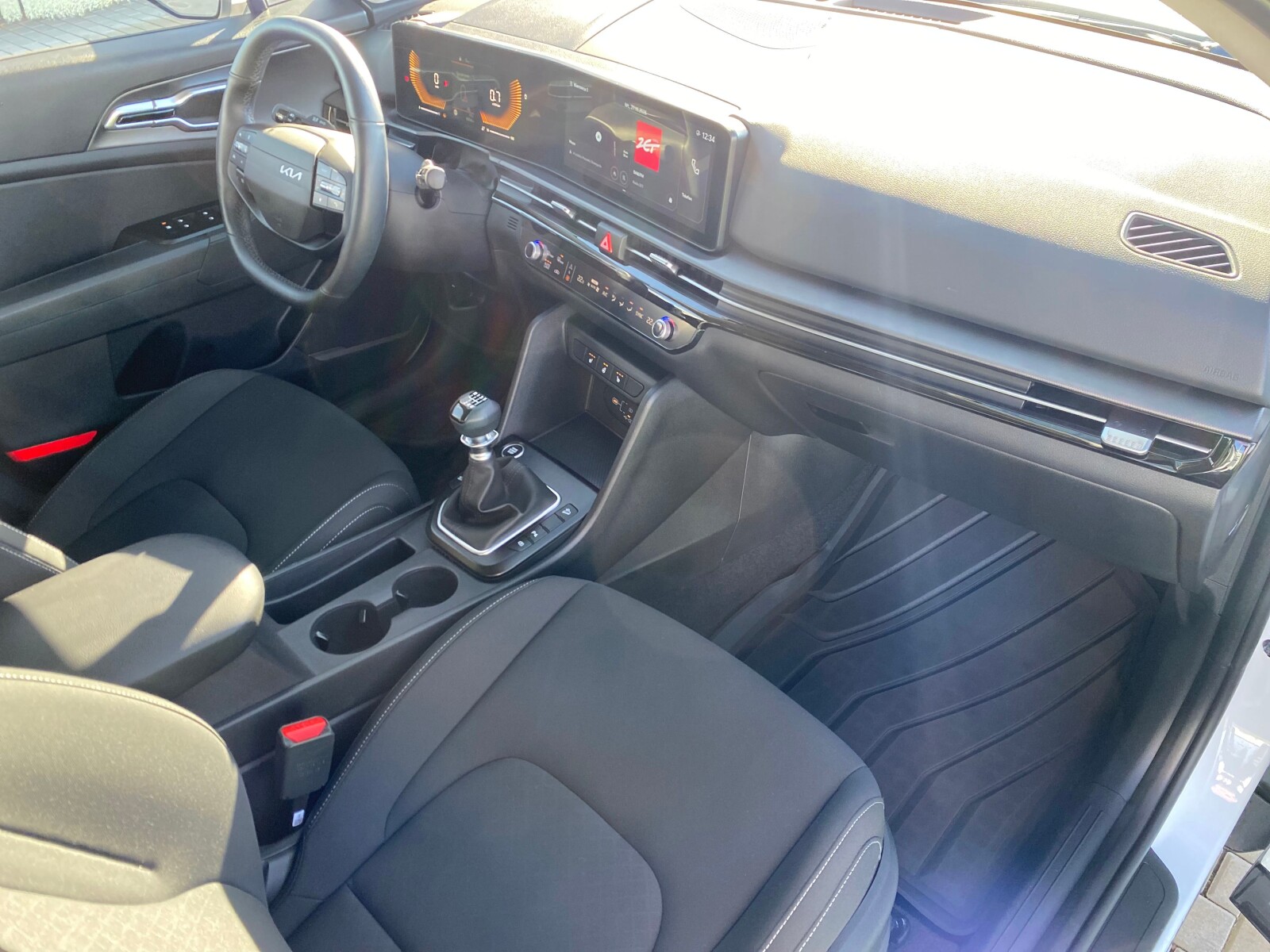 Kia Sportage - zdjęcie 17