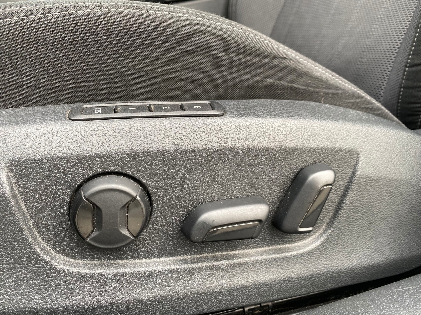 Škoda Superb - zdjęcie 10
