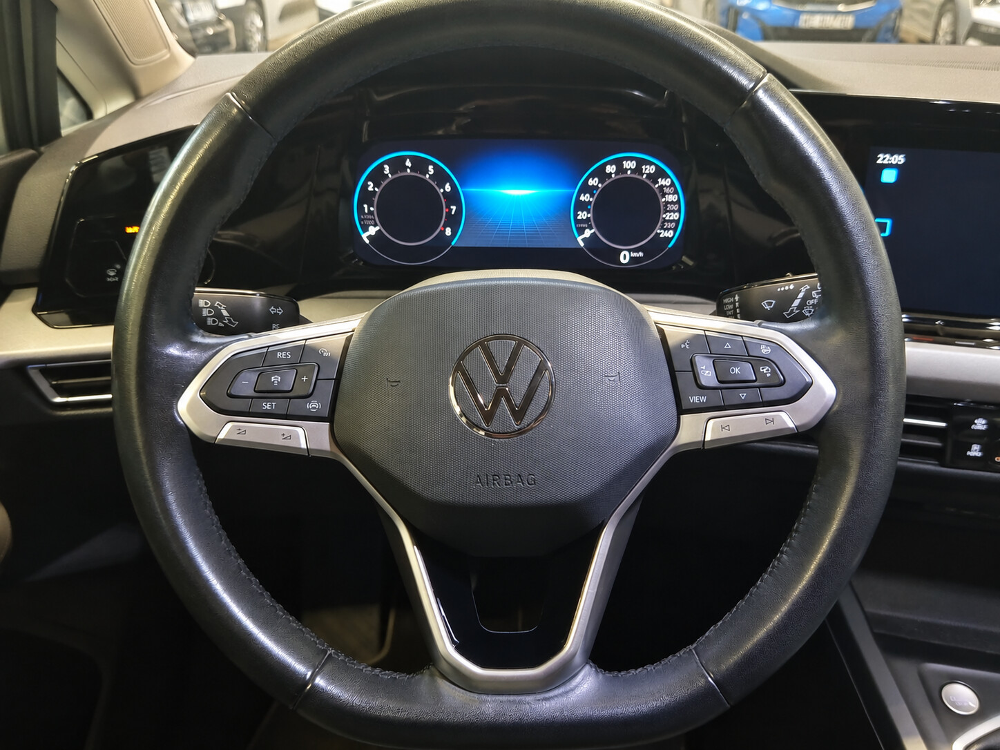 Volkswagen Golf - zdjęcie 21