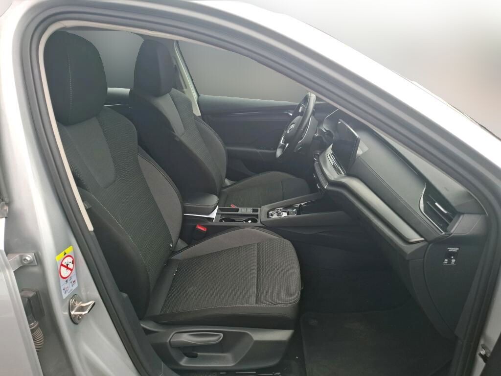 Škoda Octavia Combi - zdjęcie 3