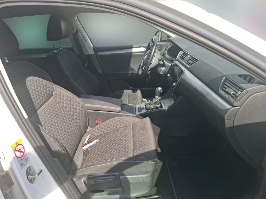 Škoda Superb - zdjęcie 3