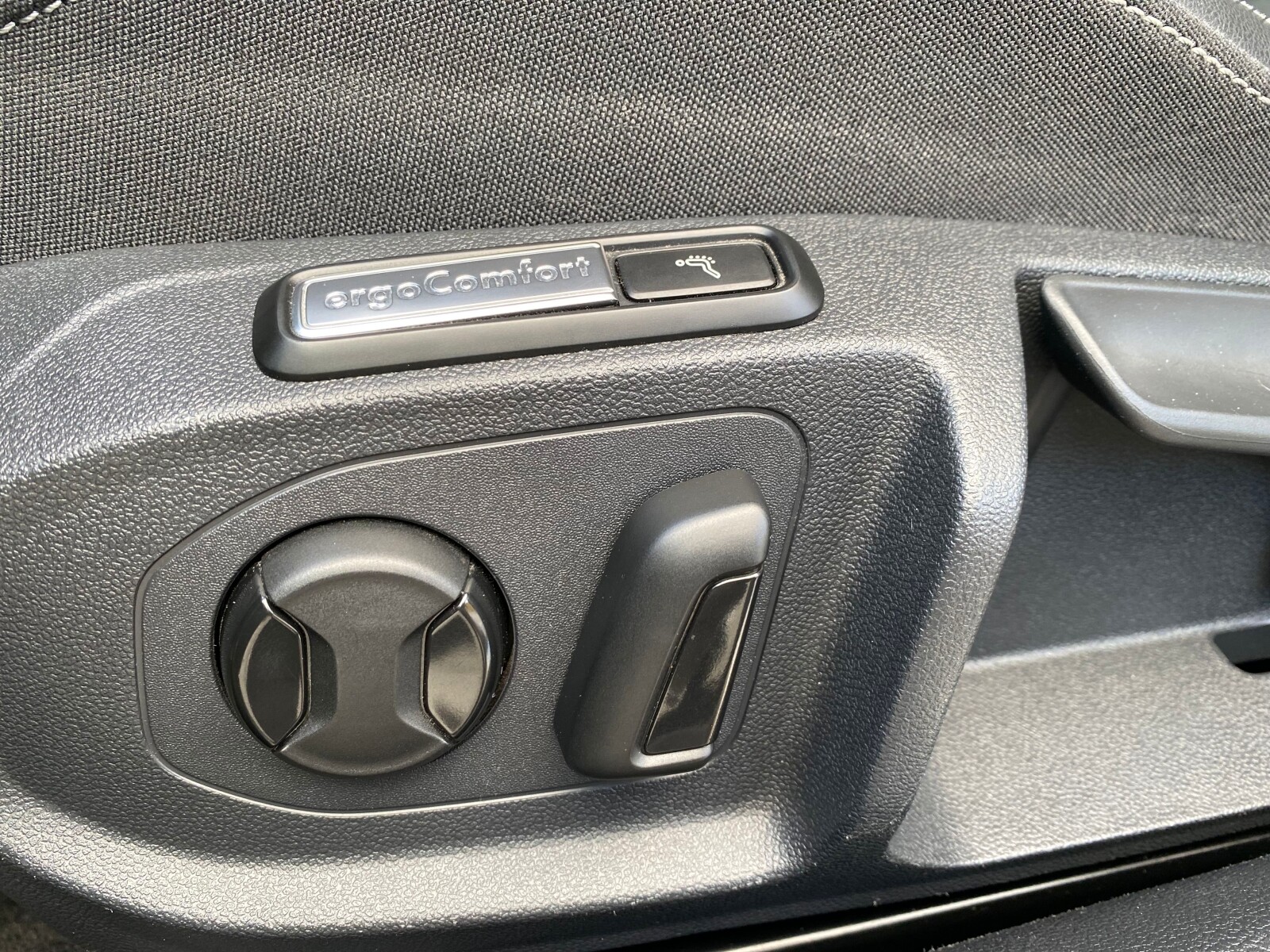 Volkswagen Arteon Shooting Brake - zdjęcie 15