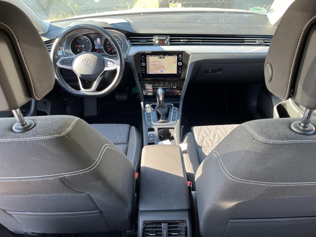 Volkswagen Passat Variant - zdjęcie 5