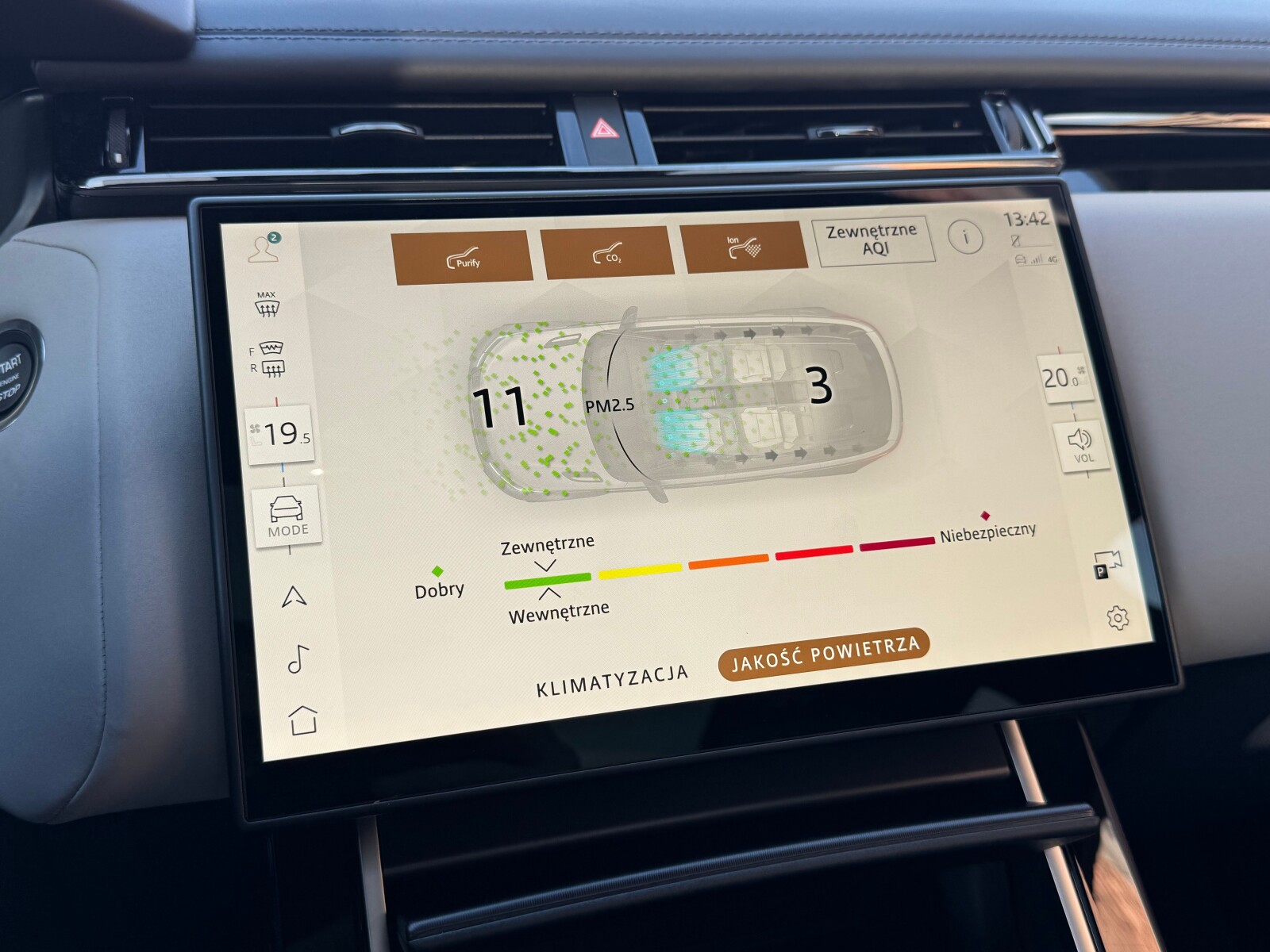 Land Rover Range Rover Velar - zdjęcie 20