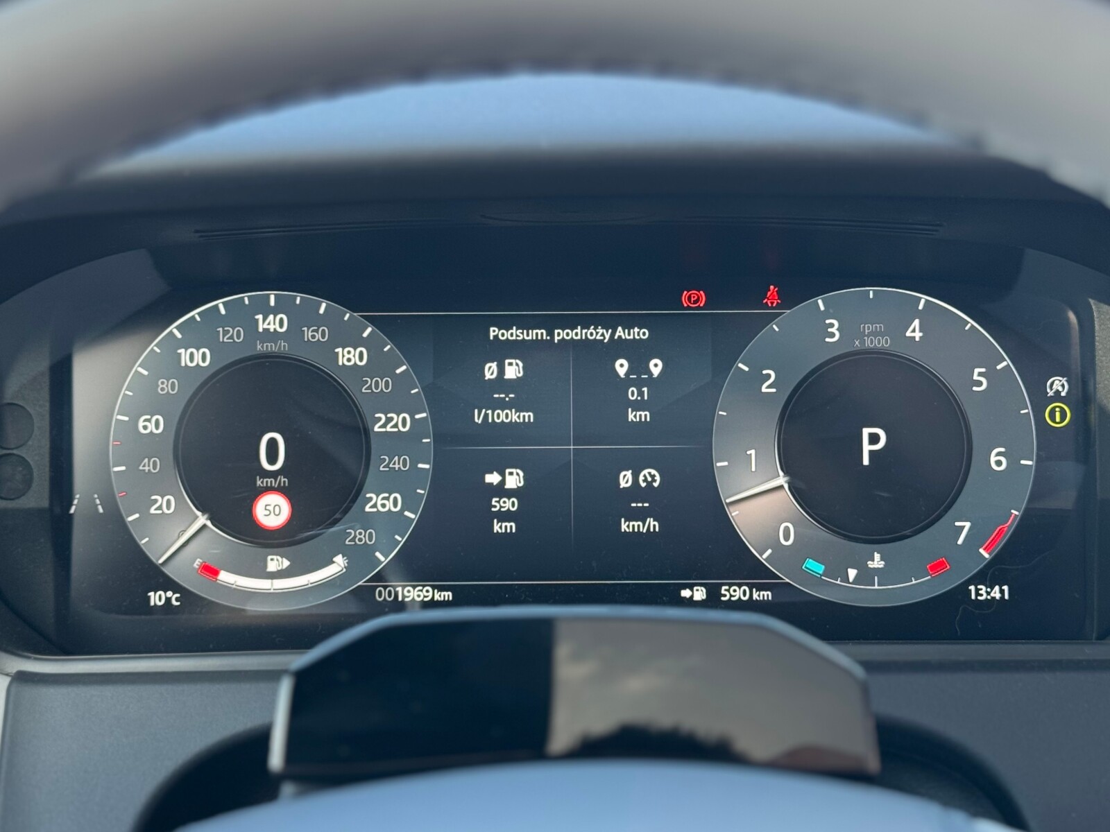 Land Rover Range Rover Velar - zdjęcie 9